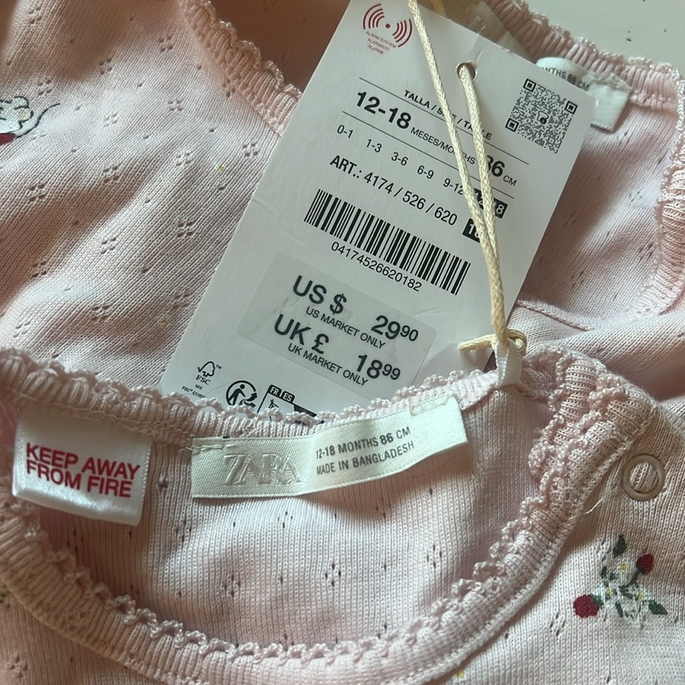 Zara Light Pink Baby Onesie Set with Tiny Floral Detail NWT - Picture 2 of 4